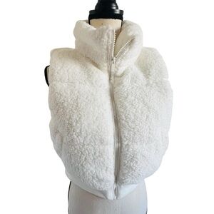 Derek Heart White Cozy Full Zipper Vest Jacket